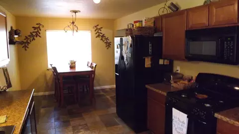 6444 Leonard Dr, Redding, CA 96001 photo 3
