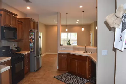 5857 Beaumont Dr, Redding, CA 96003 photo 6
