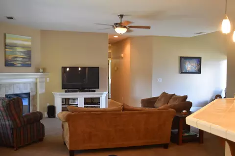 5857 Beaumont Dr, Redding, CA 96003 photo 12