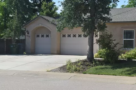 5857 Beaumont Dr, Redding, CA 96003 photo 3