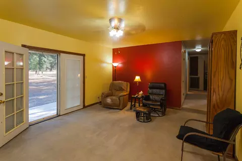 21105 Scheer Dr, Redding, CA 96002 photo 5