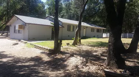 21105 Scheer Dr, Redding, CA 96002 photo 1
