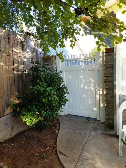 3737 Wolverine Dr, Redding, CA 96001 photo 10