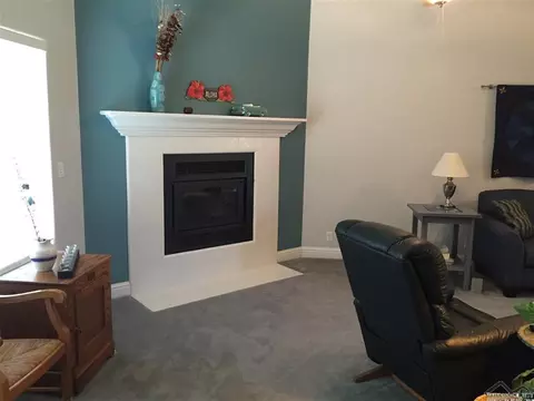 22905 Tanglewood Dr, Red Bluff, CA 96080 photo 5