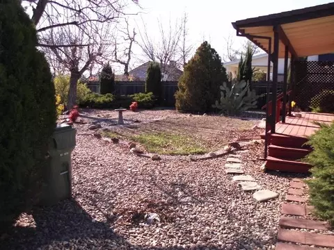 609 Collyer Dr, Redding, CA 96003 photo 17