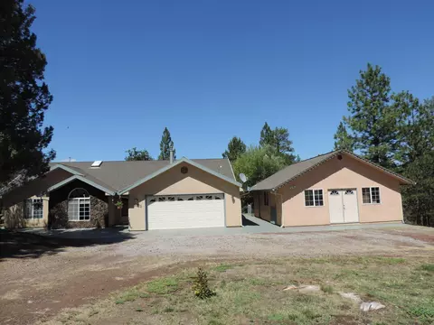 43322 Shoshoni Loop, Fall River Mills, CA 96028 photo 2