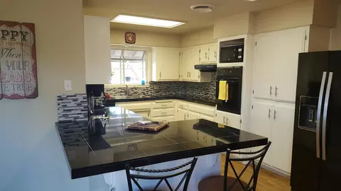 4030 Oro St, Redding, CA 96001 photo 5