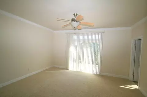 880 Collyer Dr, Redding, CA 96003 photo 9