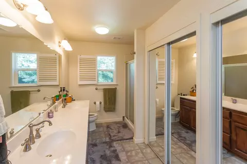 20936 Yogi Bear Ln, Redding, CA 96003 photo 16