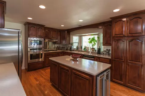 20936 Yogi Bear Ln, Redding, CA 96003 photo 5