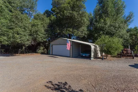 20936 Yogi Bear Ln, Redding, CA 96003 photo 24