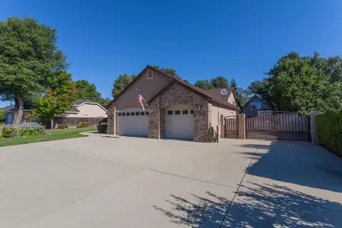 2970 Blue Horizon, Redding, CA 96002 photo 1