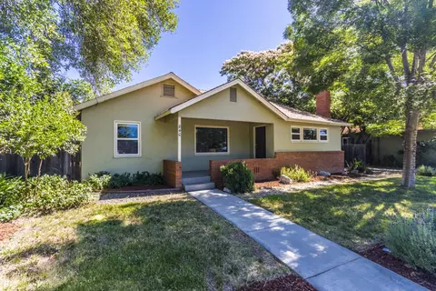 840 Locust St, Redding, CA 96001 photo 1