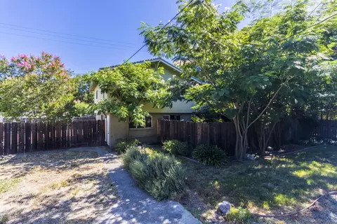 840 Locust St, Redding, CA 96001 photo 32