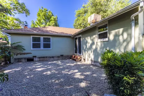 840 Locust St, Redding, CA 96001 photo 28