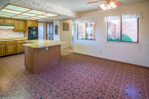 9229 Stillwater Rd, Redding, CA 96002 photo 13