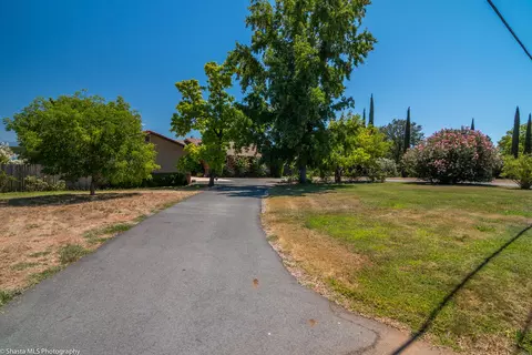 9229 Stillwater Rd, Redding, CA 96002 photo 5
