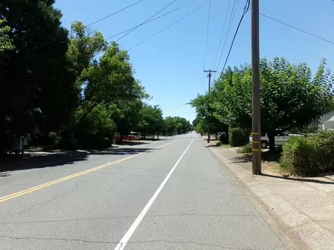 3676 Alta Mesa Dr, Redding, CA 96002 photo 1