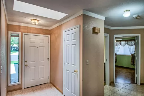 2035 Lazare Path, Redding, CA 96001 photo 3