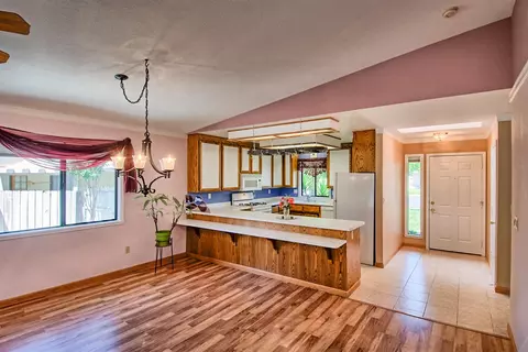 2035 Lazare Path, Redding, CA 96001 photo 10