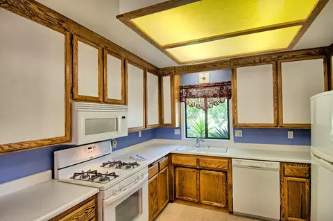 2035 Lazare Path, Redding, CA 96001 photo 6