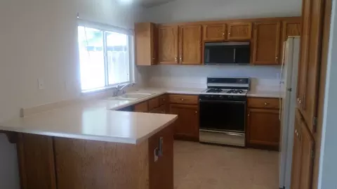 1852 Trumpet Dr, Redding, CA 96003 photo 3