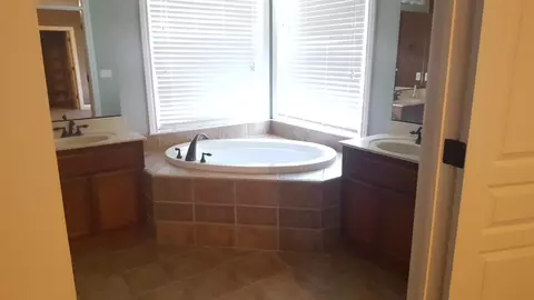 2378 Suzette Ave, Redding, CA 96002 photo 3