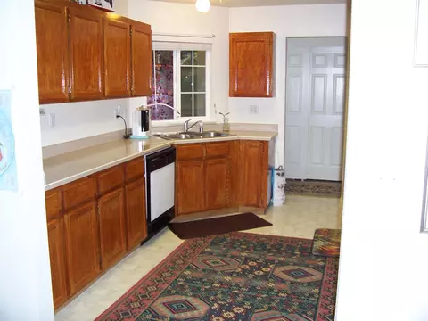 6517 Creekside St, Redding, CA 96001 photo 5