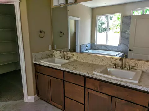 1614 Galaxy Way, Redding, CA 96002 photo 7
