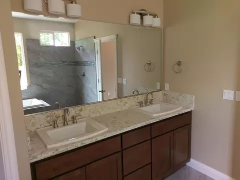 1614 Galaxy Way, Redding, CA 96002 photo 8