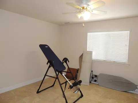 3675 Seasons Ct, Redding, CA 96001 photo 14