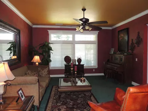 3675 Seasons Ct, Redding, CA 96001 photo 13