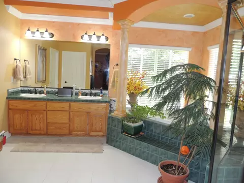 3675 Seasons Ct, Redding, CA 96001 photo 20