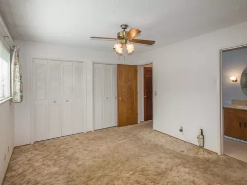 580 Estate St, Redding, CA 96002 photo 9