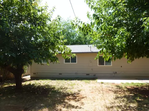 3969 Mercury Dr, Redding, CA 96002 photo 4