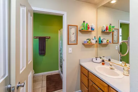 1053 Partridge Dr, Redding, CA 96003 photo 11
