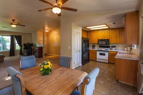 1053 Partridge Dr, Redding, CA 96003 photo 5