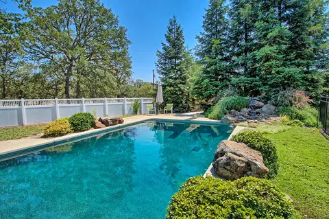 21255 Gilbert Dr, Redding, CA 96002 photo 43