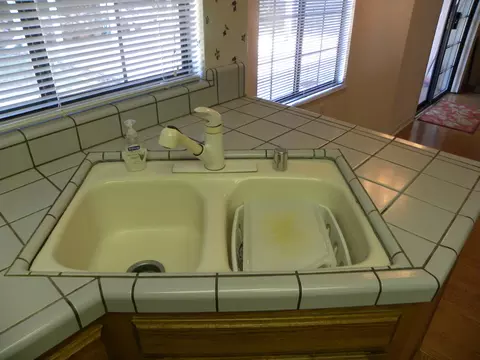 1740 Vega St, Redding, CA 96002 photo 7