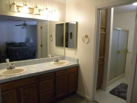 1740 Vega St, Redding, CA 96002 photo 13