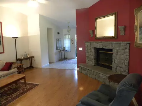 1740 Vega St, Redding, CA 96002 photo 3