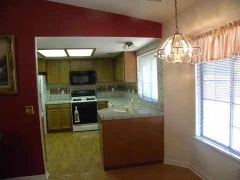 1740 Vega St, Redding, CA 96002 photo 9