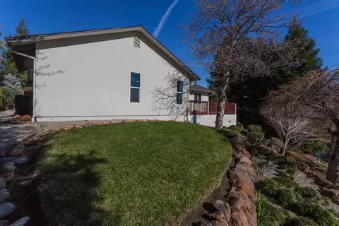 3917 Sunglow Dr, Redding, CA 96001 photo 34