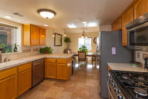 3917 Sunglow Dr, Redding, CA 96001 photo 15