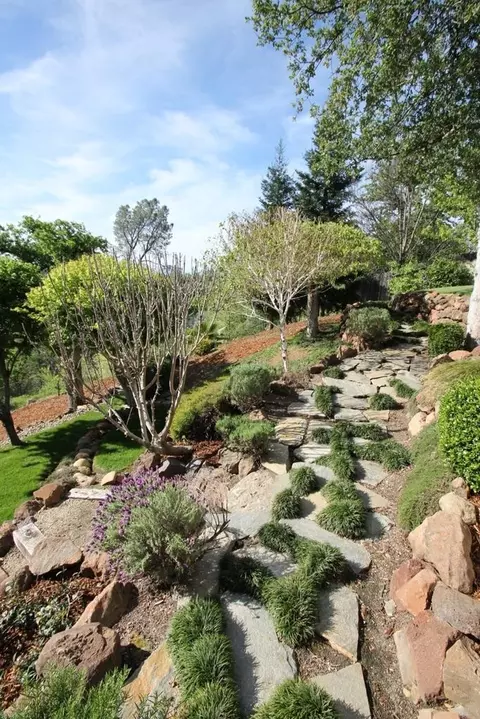 3917 Sunglow Dr, Redding, CA 96001 photo 38