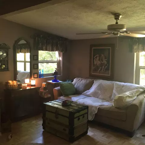 2609 Russell St, Redding, CA 96001 photo 3