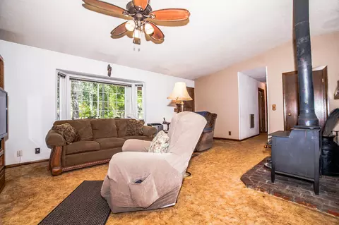 5187 Bogie Ln, Redding, CA 96002 photo 15