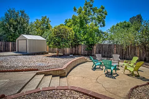 1113 Lorraine Dr, Redding, CA 96002 photo 28