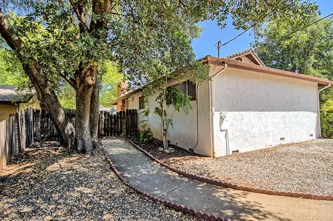 1113 Lorraine Dr, Redding, CA 96002 photo 25
