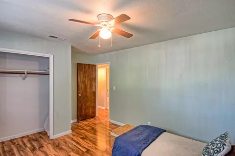 1113 Lorraine Dr, Redding, CA 96002 photo 18